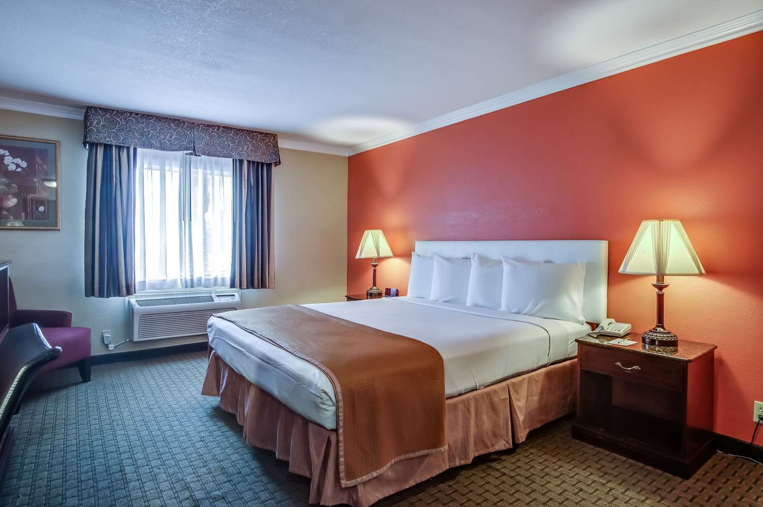 Howard Johnson By Wyndham Reseda Hotel & Suites Los Angeles Exterior photo